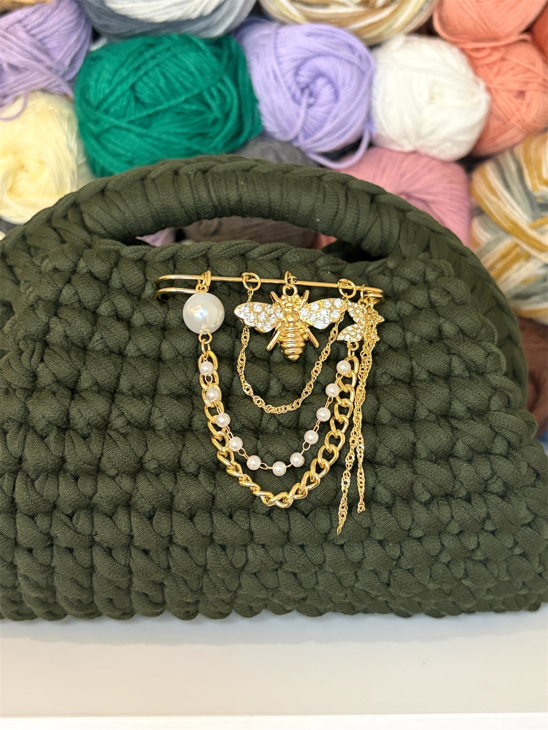 Livvy clutch (green) — view 3