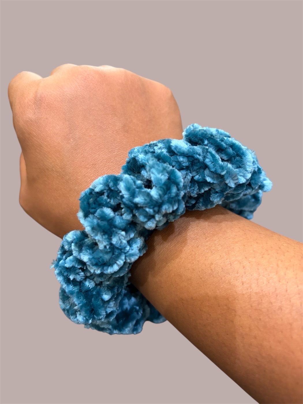Teal velvet — handmade crochet accessories in the UAE